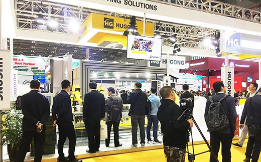 上海东方传媒第一财经拍摄Z6尊龙意大利CEA展位