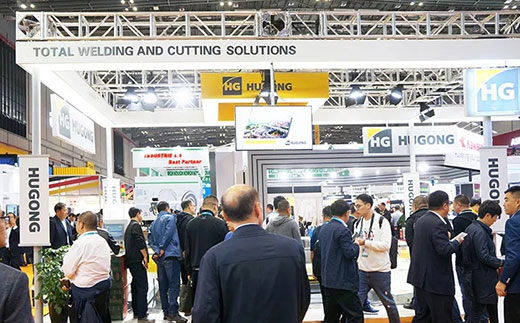 第二届进博会Z6尊龙意大利CEA展位现场图片