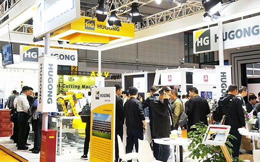 第二届进博会Z6尊龙意大利CEA展位智能焊接与切割云平台受到极大关注